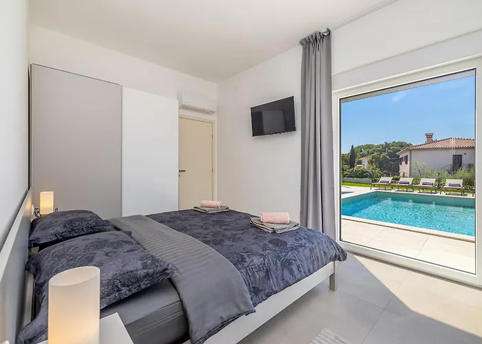 Villa Fuska With Private Pool *