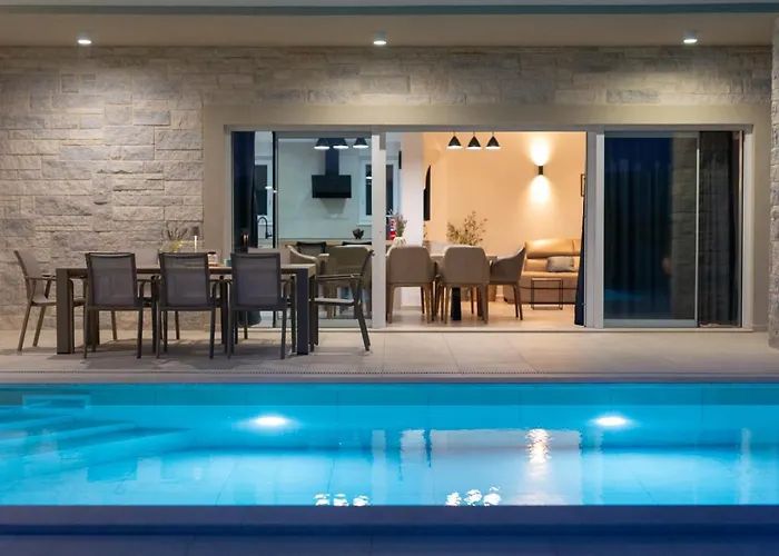 Fuska With Private Pool Villa Pinezići