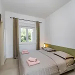 Fuska With Private Pool Villa *