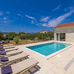 Villa Fuska With Private Pool *