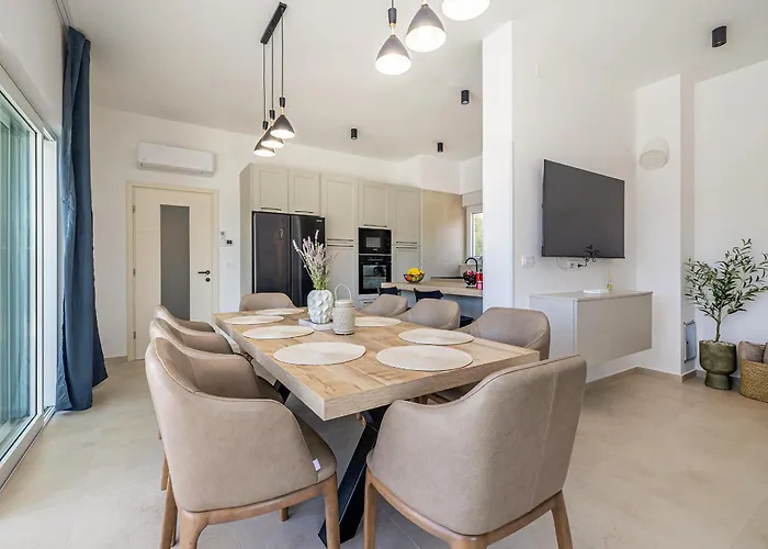 Villa Fuska With Private Pool *