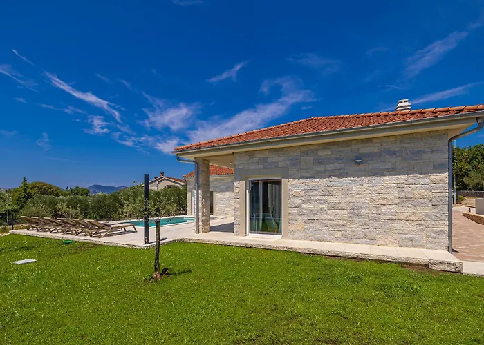 Villa Fuska With Private Pool