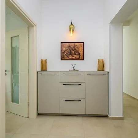 Fuska With Private Pool וילה Pinezići